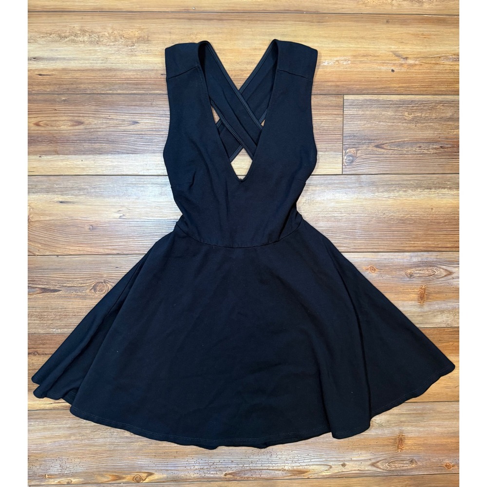 Lulus Black Crisscross Open Back V-Neck Skater Dress DD2733 Small